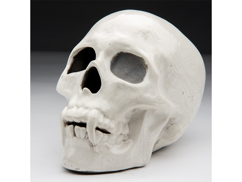 skull art auction